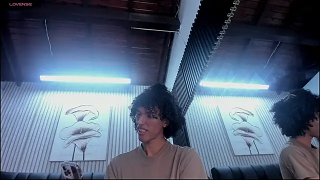 Camille_Cedrik live sex cam