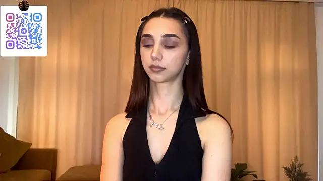 LinaMour's cam snapshot