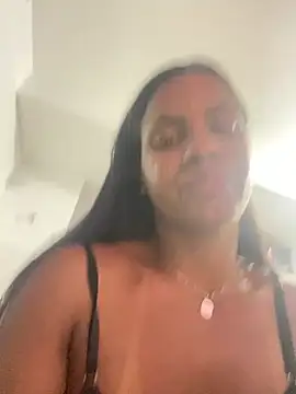 Bella_missandei live sex cam