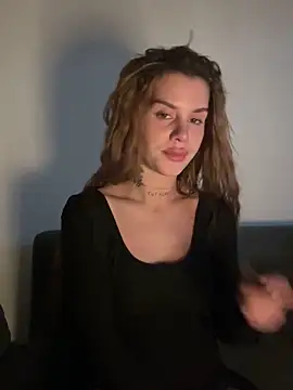 EmiliaCatalina live sex cam