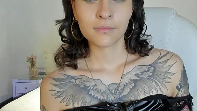 AnnyThompson_'s cam snapshot