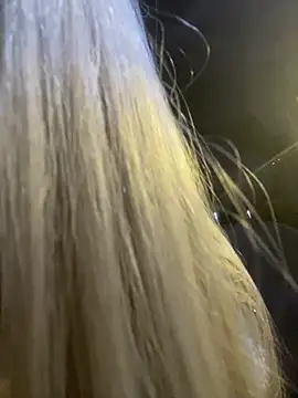 viktoria_davis_'s cam snapshot