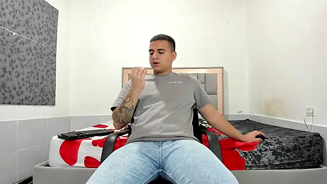 simookeler live sex cam