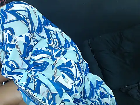 BustyNina41XX's cam snapshot