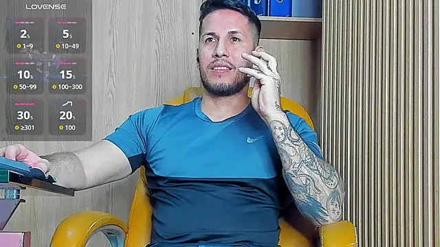 George_Diesell live sex cam