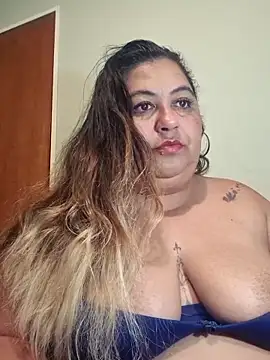 curvy_diva_'s cam snapshot