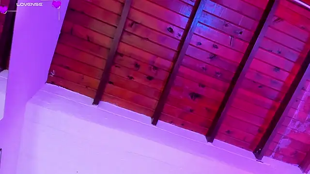 EmmaBecket2's cam snapshot