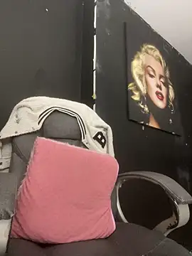 viktoria_davis_'s cam snapshot