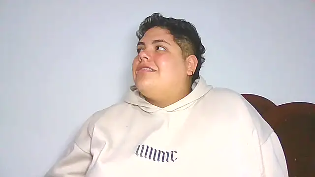 Hailey_Curvy's cam snapshot