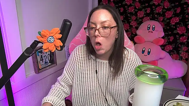 SpaceCowWhore's cam snapshot