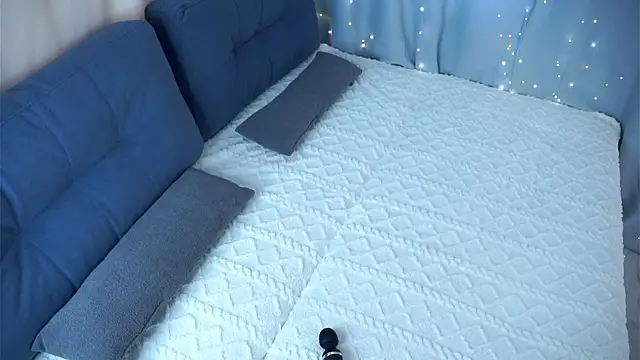 VeronaAppleberry's cam snapshot