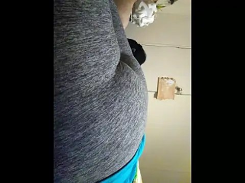 missthickness35_Pika's cam snapshot