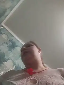 Emma_Melody's cam snapshot