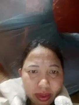 TRIEUTRIEU20 live sex cam