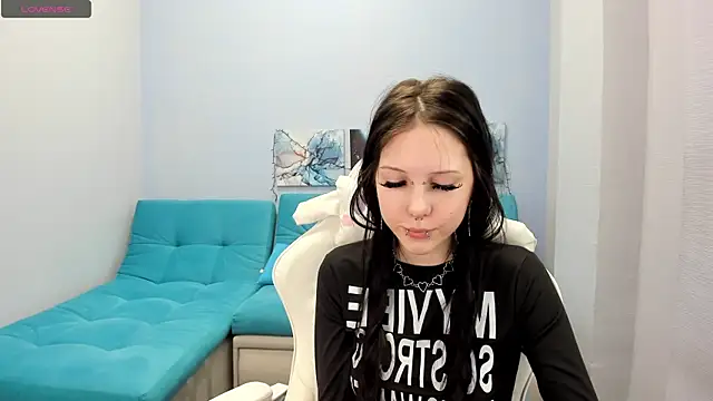 BlackCrown18's cam snapshot