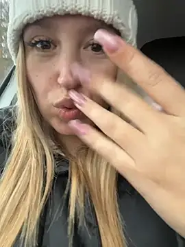 StasyWood live sex cam