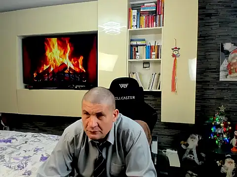 SpartacusDaddy48 live sex cam