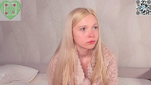 CherrylHolme live sex cam