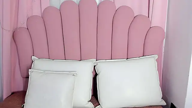 PaolaB_g's cam snapshot