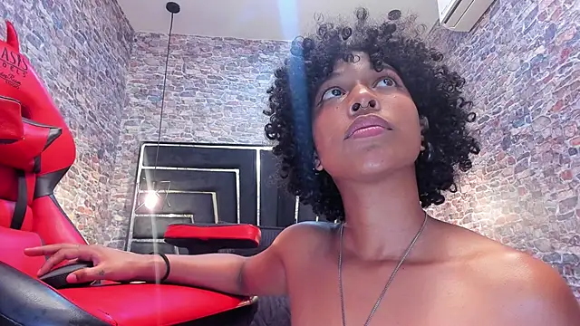 WILD_FIREE_'s cam snapshot