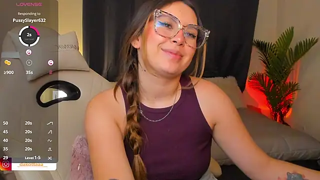 dakottaa_'s cam snapshot