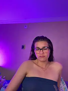 aurora_divine live sex cam