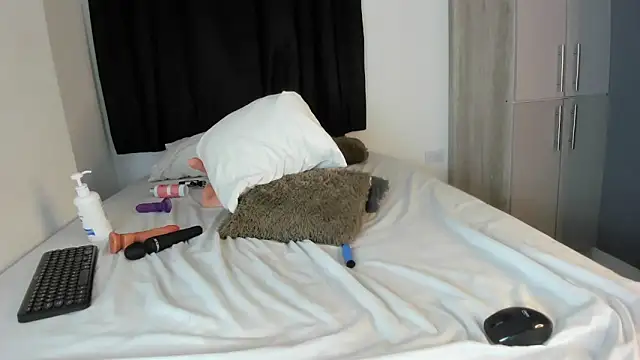 AriSweet_'s cam snapshot