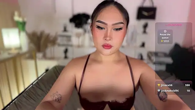 MargarettSaray69 live sex cam
