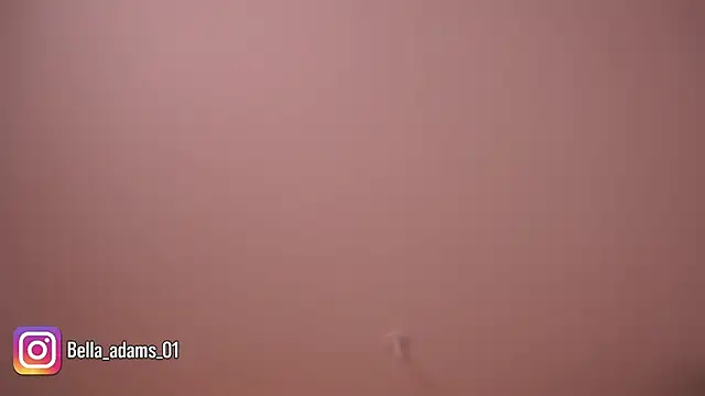 bella_adams_ live sex cam