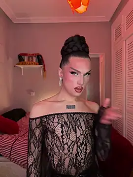 Crystal_________ live sex cam