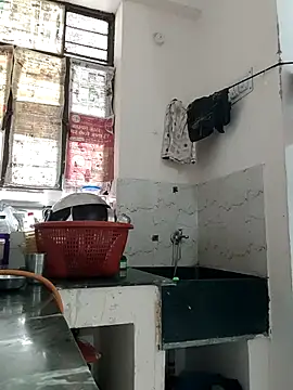 mayrakhan11 live sex cam