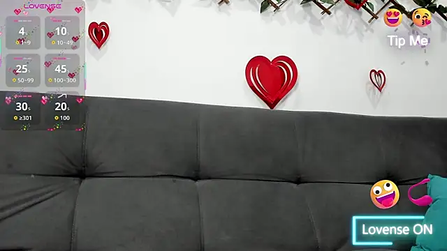 Maxxx_bigcockx's cam snapshot