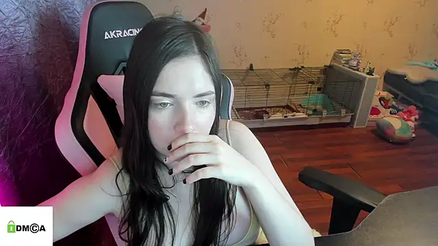 Crazy_forest_fairy's cam snapshot