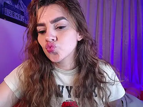 Lu_perez's cam snapshot