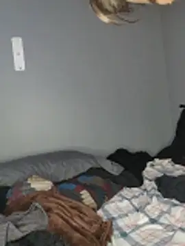 ShiftandStroke live sex cam