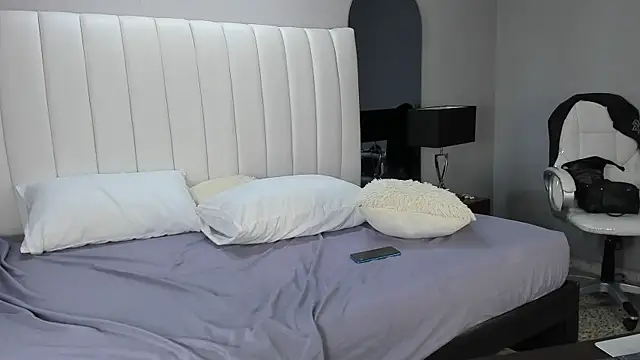 CharlotteAshford's cam snapshot