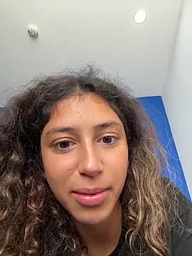 absoluthorrorfield live sex cam