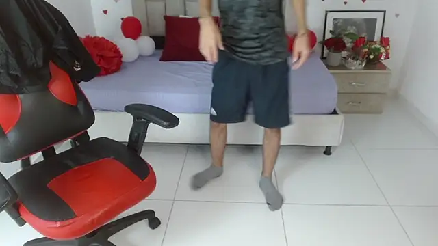 Axel_fox77 live sex cam