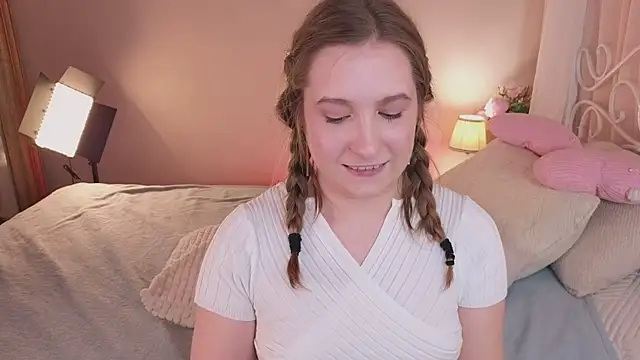 saint_trisha live sex cam