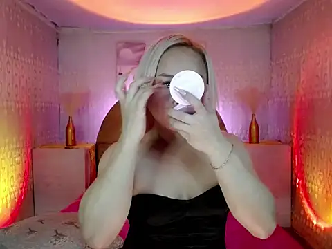 MissChannelX live sex cam