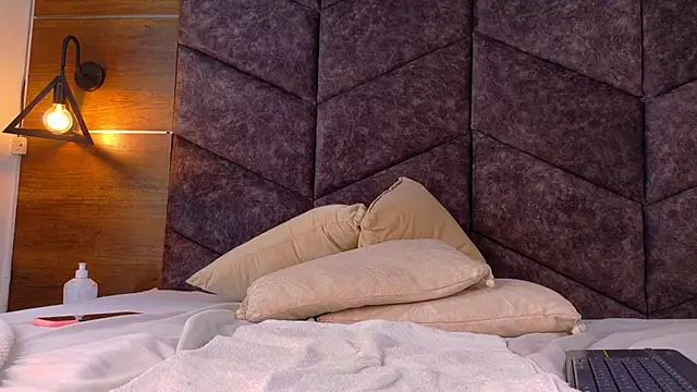 THALIAGRAY__'s cam snapshot