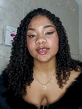 BrianaSweetxxx's cam snapshot