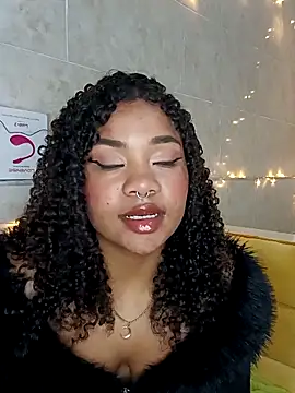 BrianaSweetxxx's cam snapshot