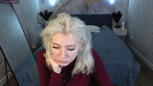 Kate_Krose's cam snapshot