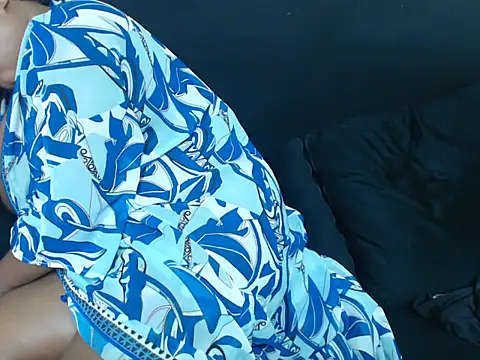 BustyNina41XX's cam snapshot