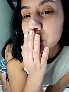 Michellluxo live sex cam