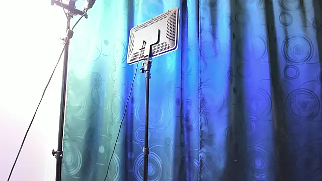 your_fucking_melody's cam snapshot