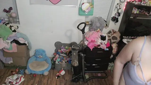 Cupcakecutie449 live sex cam