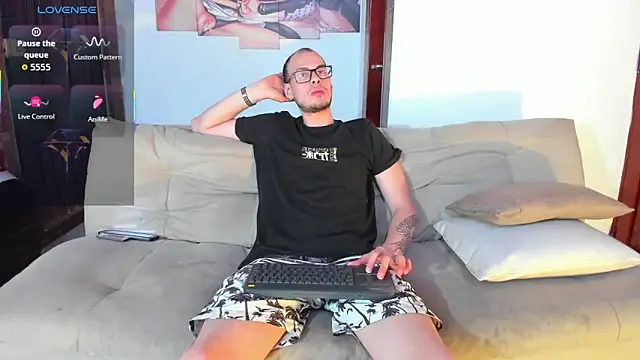 Vlad__night's cam snapshot