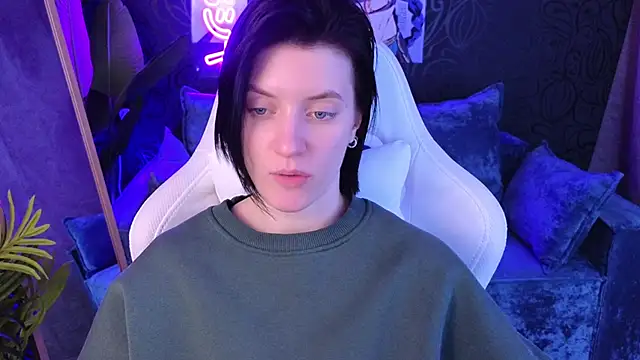 roxy_riot_'s cam snapshot